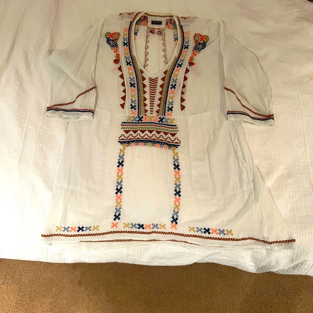 100% cotton bohemian shirt with gorgeous embroidery by Biya.